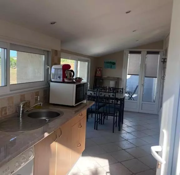 Aamiaismajoitus (B&B) L'orangerie De La Pontête