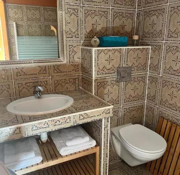 Aamiaismajoitus (B&B) L'orangerie De La Pontête