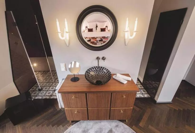 ホテル Prevôt Restaurant &