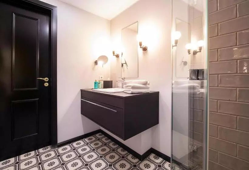 ホテル Prevôt Restaurant &