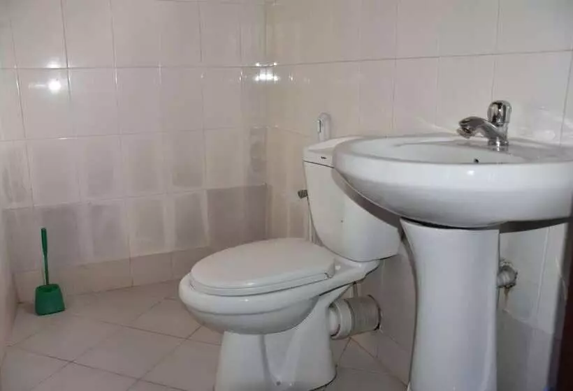 تختخواب و صبحانه Kituri Royal Annex