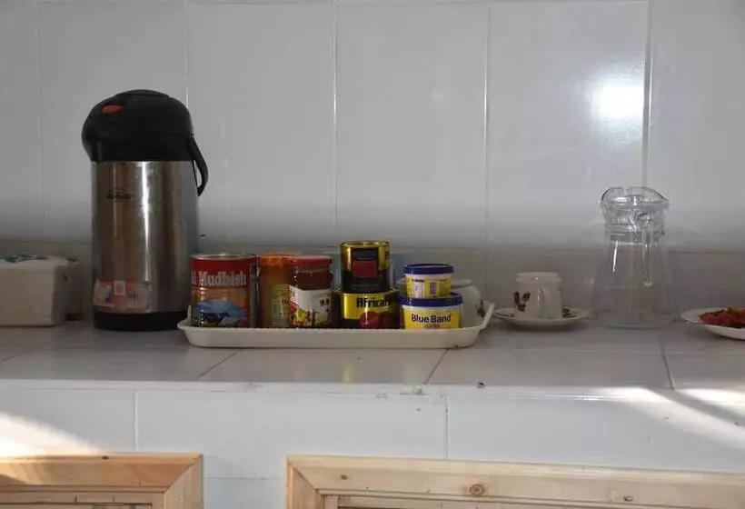 تختخواب و صبحانه Kituri Royal Annex