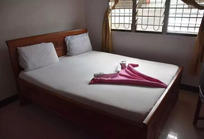 تختخواب و صبحانه Kituri Royal Annex