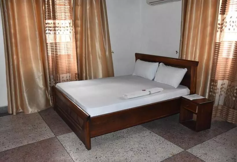 تختخواب و صبحانه Kituri Royal Annex