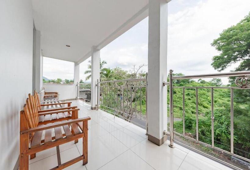 فندق Reddoorz Syariah At Pantai Pelabuhan Ratu