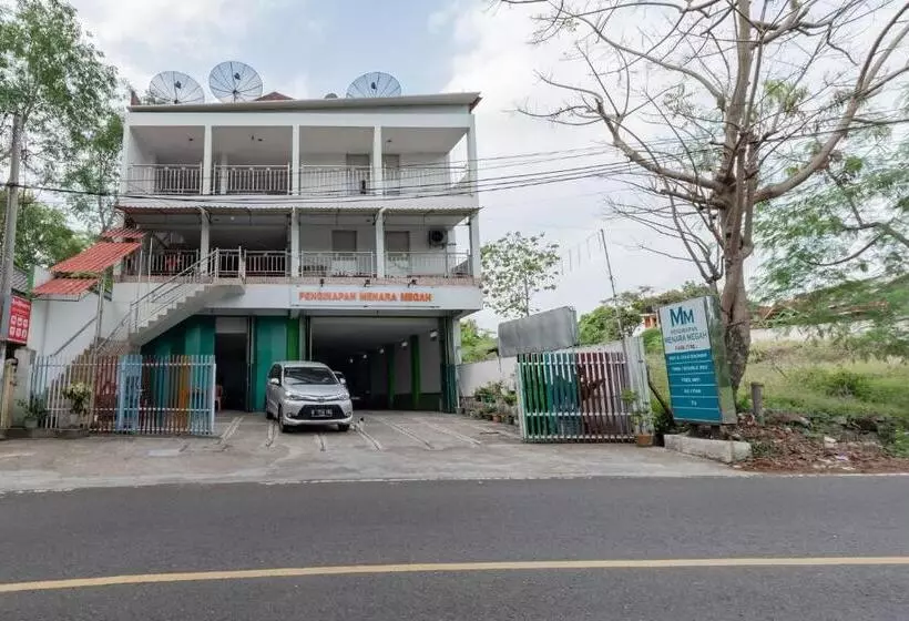 Hotelli Reddoorz Syariah At Pantai Pelabuhan Ratu