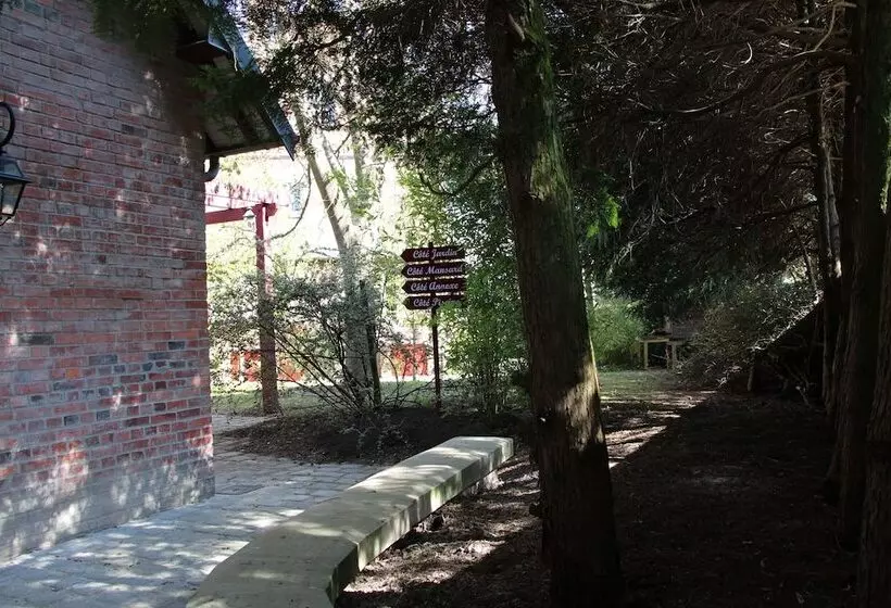 Pension  Les Jardins Carnot