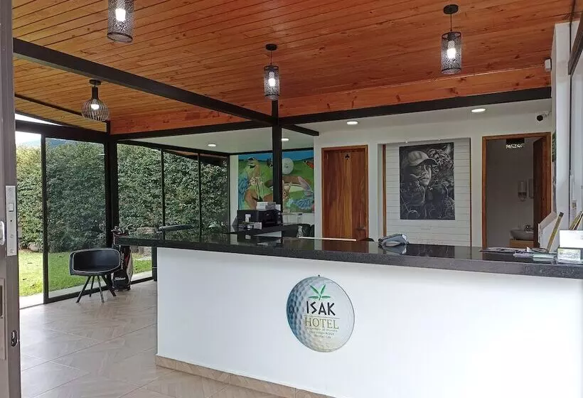 Hotelli & Golf Isak Aeropuerto