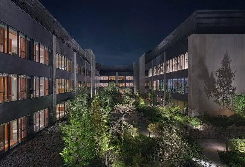 Hotelli Intercontinental Yokohama Pier 8, An Ihg