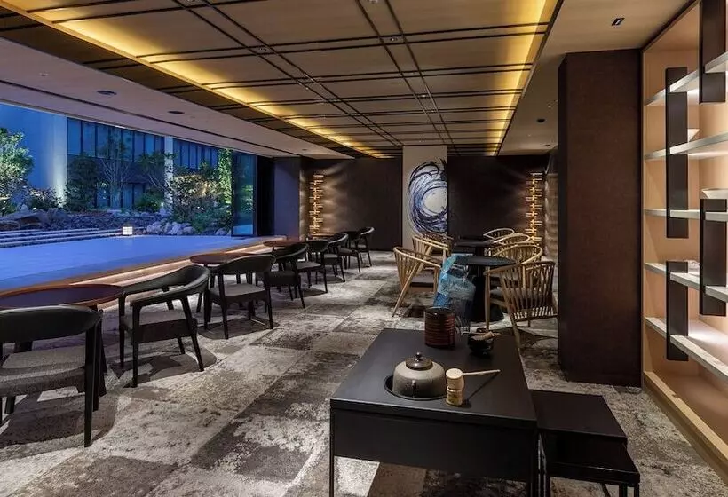 Hotelli Intercontinental Yokohama Pier 8, An Ihg