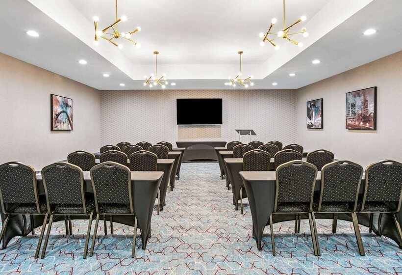 فندق La Quinta Inn & Suites Dfw West Glade Parks