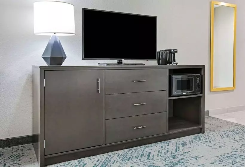 Hotelli La Quinta Inn & Suites Dfw West Glade Parks