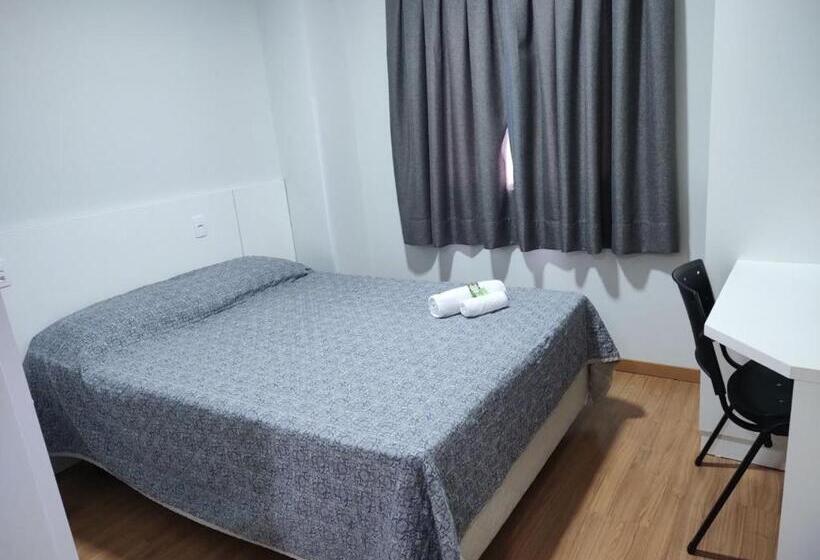 בית מלון כפרי Zandoná