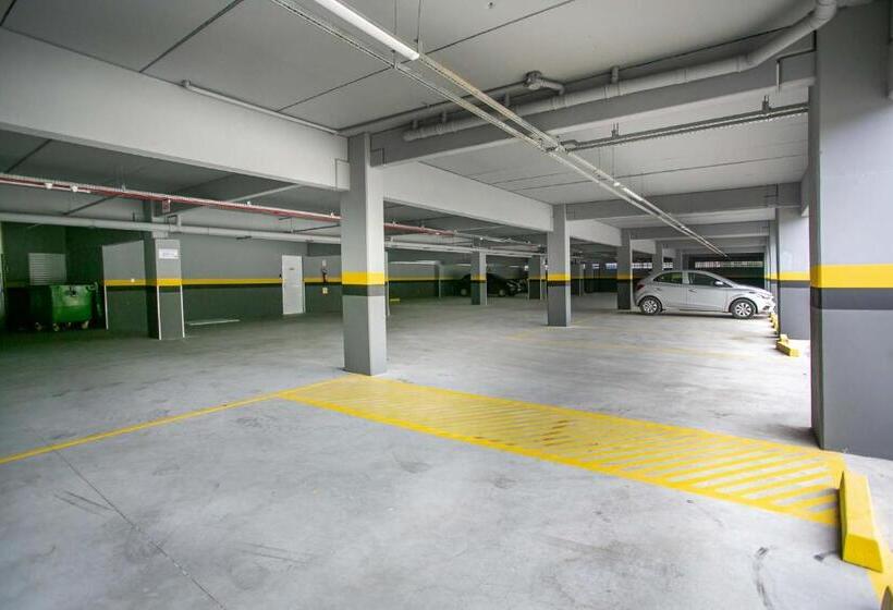 בית מלון כפרי Zandoná