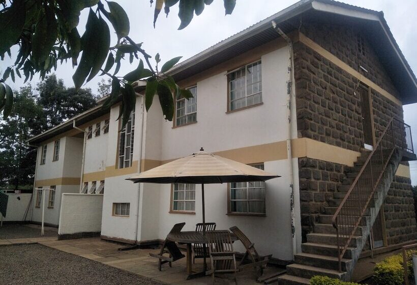 هتل Thika Youth Pastoral Centre