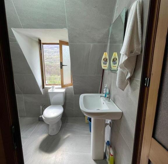 פנסיון Guest House Rrashkadoli