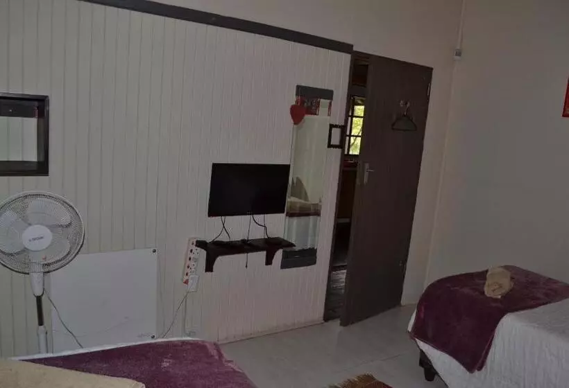 Aamiaismajoitus (B&B) Thorn Tree Bloemfontein