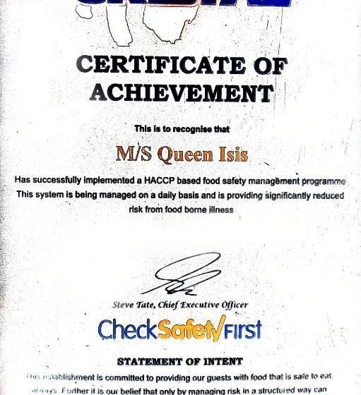 هتل Queen Isis Floating