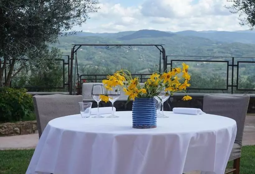 ホテル Podere Belvedere Tuscany