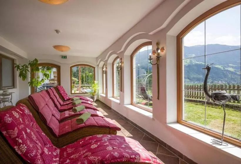 Hotelli Pension Wiesenhof