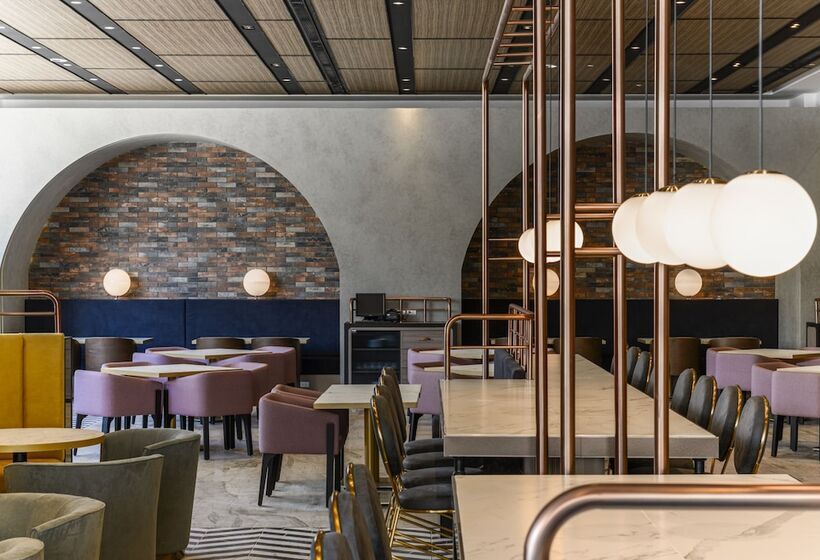 Lakeshore Hotel Tainan