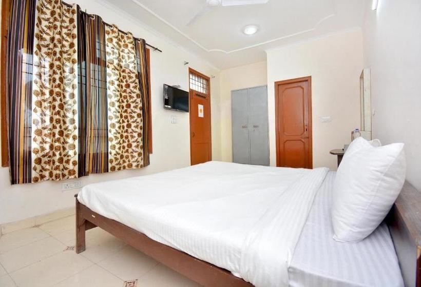 酒店 Spot On 44679 Samrat