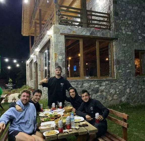 Pensió Alpinehouse Theth