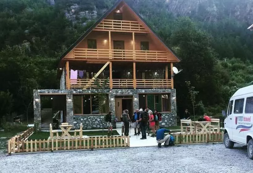 Pensió Alpinehouse Theth