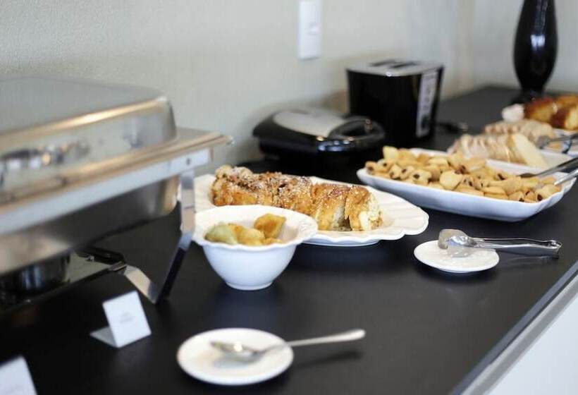 Regional Plaza Hotel Event Park