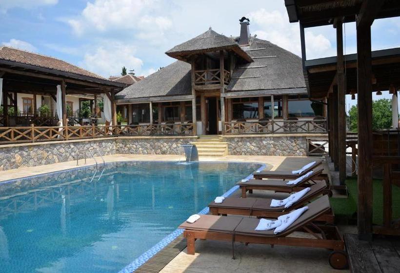 تختخواب و صبحانه Woodland Resort