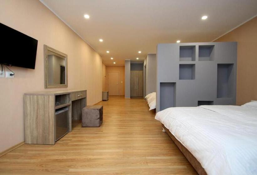 هتل Keshtjella Llogara