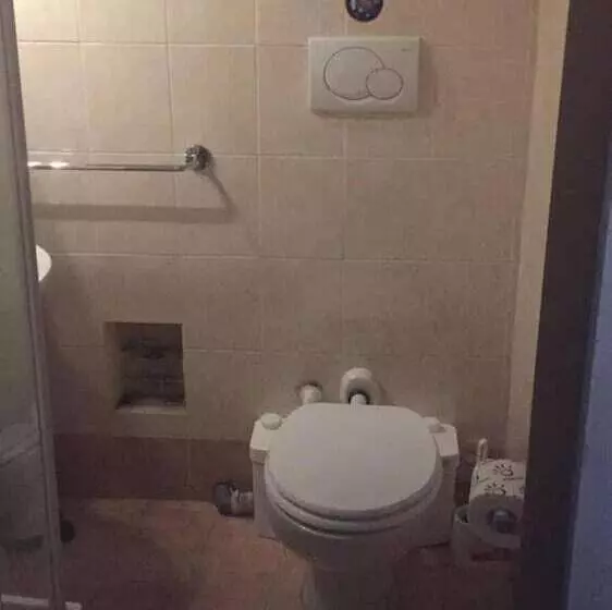 پانسیون Gatto Bianco Picone 19