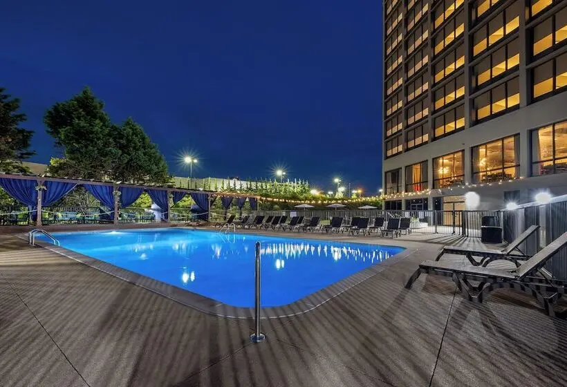 Delta Hotels Nashville Airport