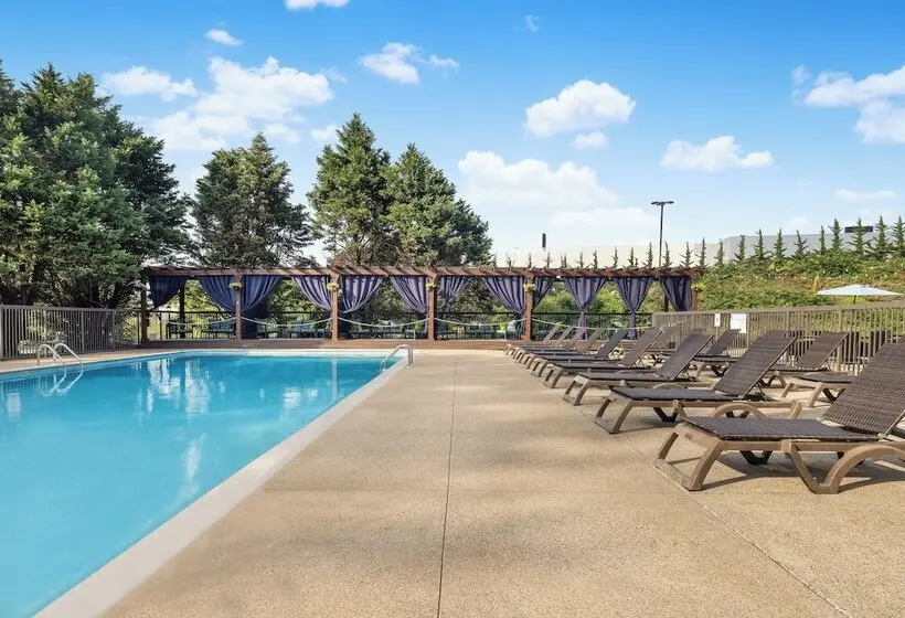 Delta Hotels Nashville Airport