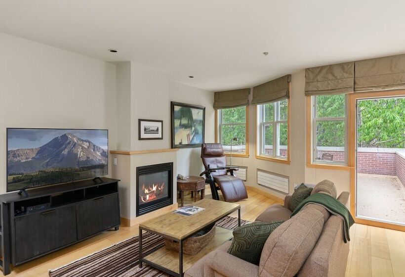 فندق Camels Garden