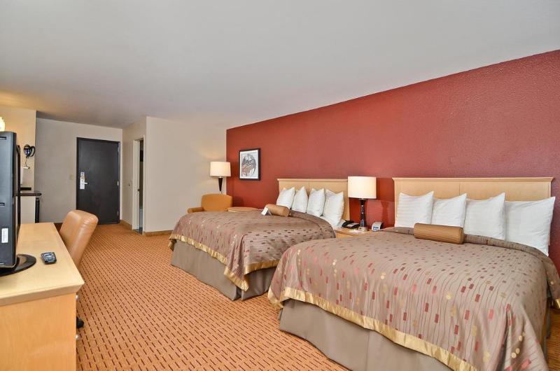 Hotel Clackamas Inn And Suites