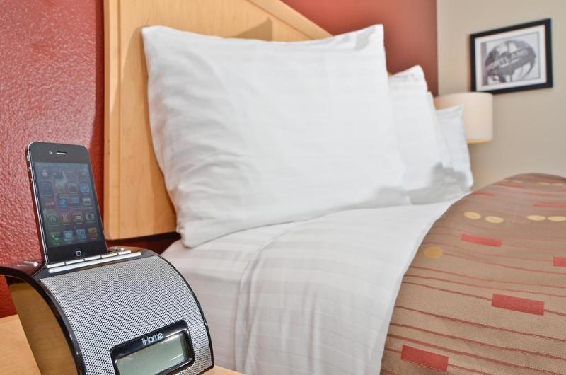 Hotel Clackamas Inn And Suites