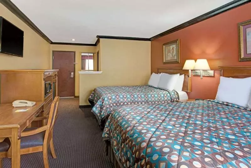 Hotelli Quality Inn & Suites