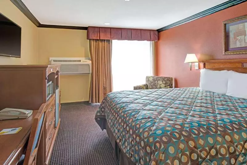 Hotelli Quality Inn & Suites