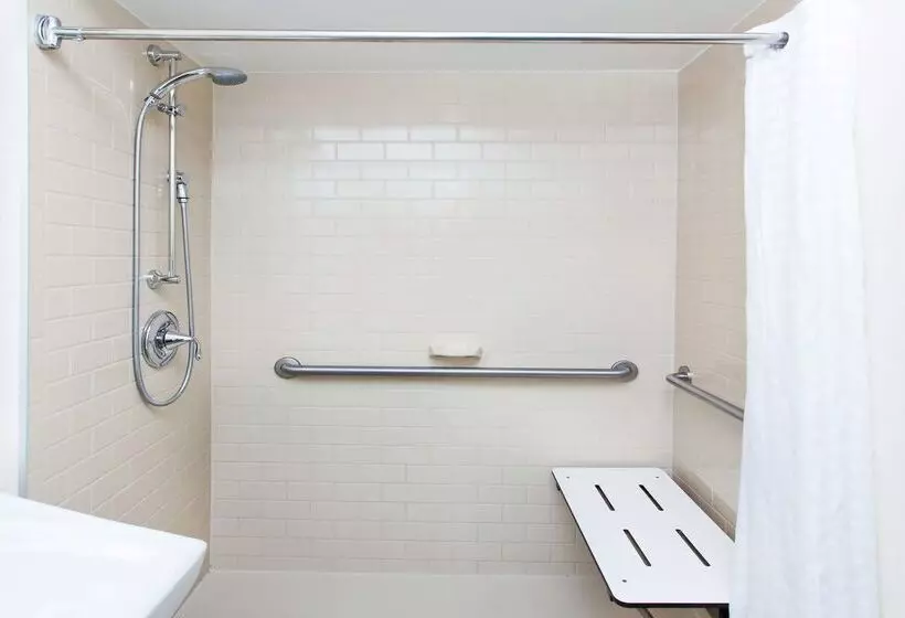 ホテル Sonesta Simply Suites Arlington