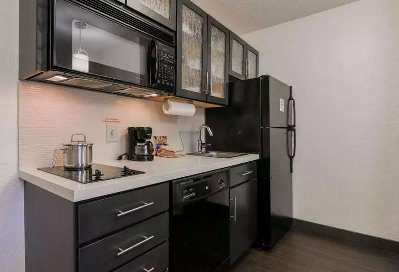 호텔 Sonesta Simply Suites Huntsville Research Park