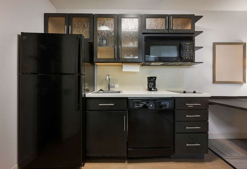 בית מלון כפרי Sonesta Simply Suites Huntsville Research Park