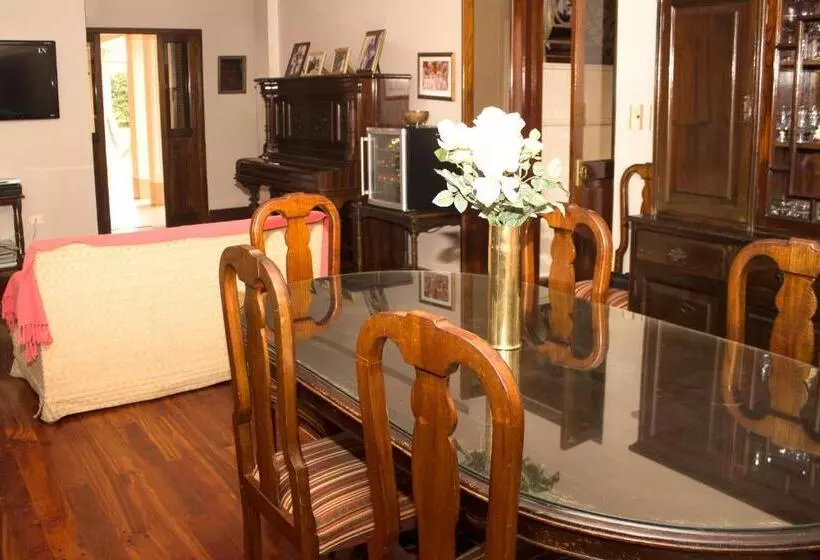 ベッドアンドブレックファースト Lo De Viviana