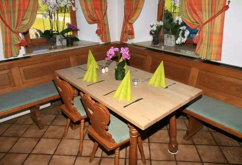 Hotelli Landgasthof Auerschmiede