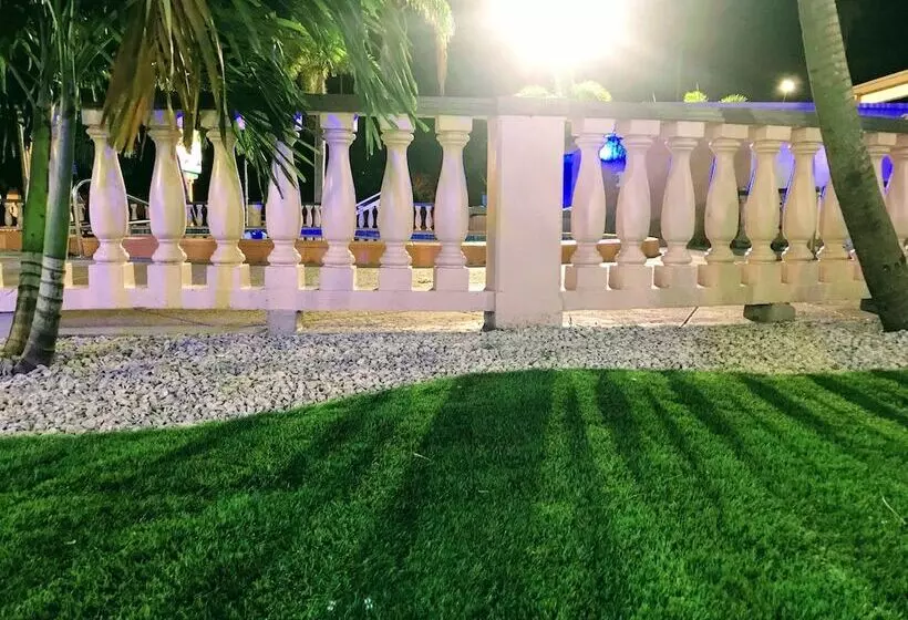 مُتل Tropical Inn & Suites, Downtown Clearwater