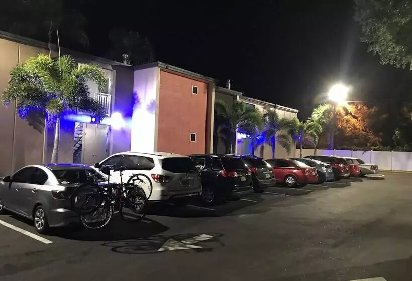 مُتل Tropical Inn & Suites, Downtown Clearwater