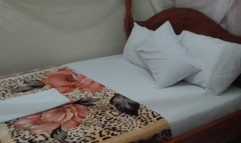 Pensionat Rainbow Courts