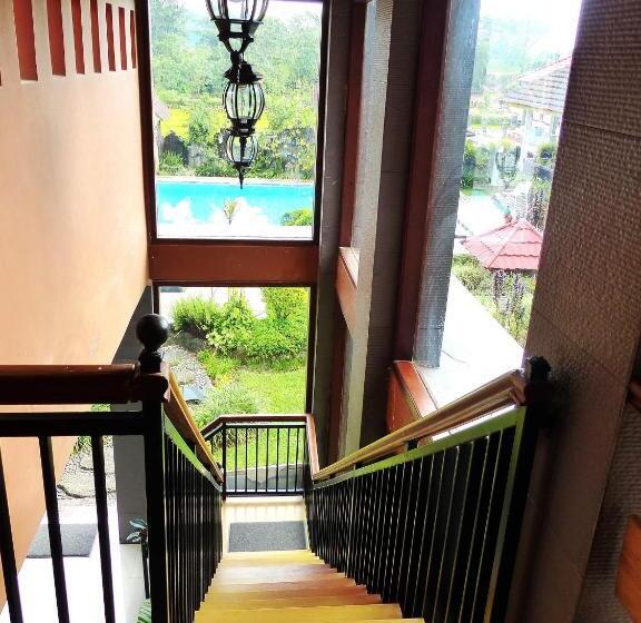 בית מלון כפרי Toraja Torsina