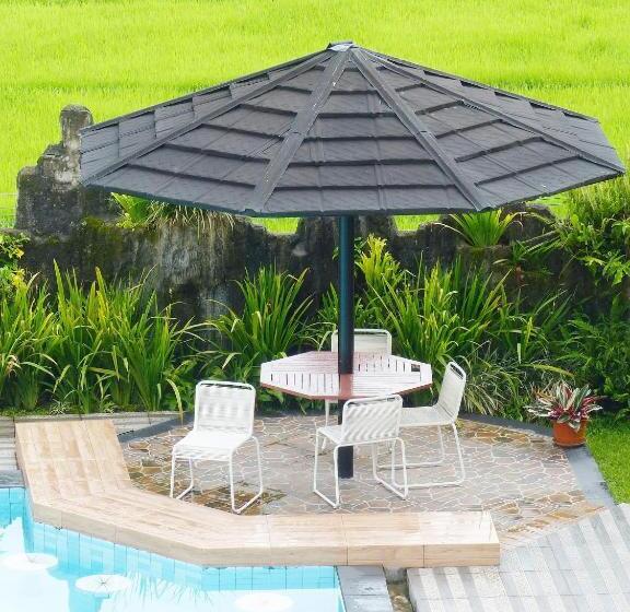 בית מלון כפרי Toraja Torsina