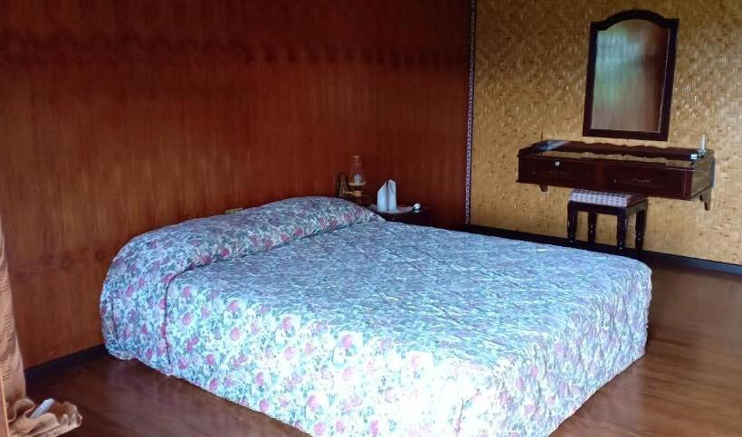 בית מלון כפרי Toraja Torsina